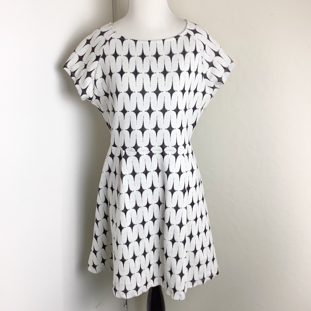 Renee C. Addae Knit Dress Large